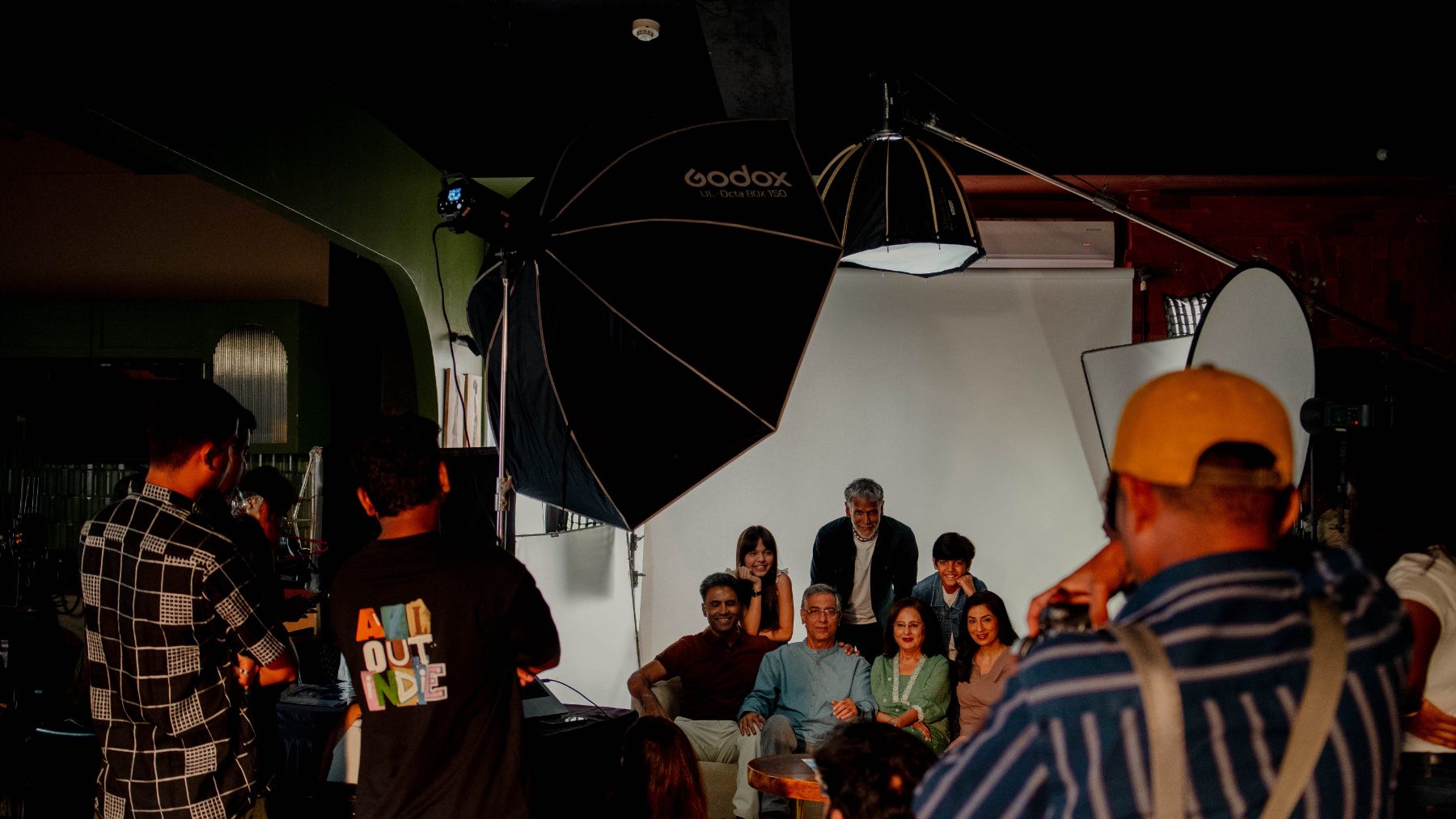 Behind the scenes, Centre for Sight with Milind Soman: Lighting the group scene